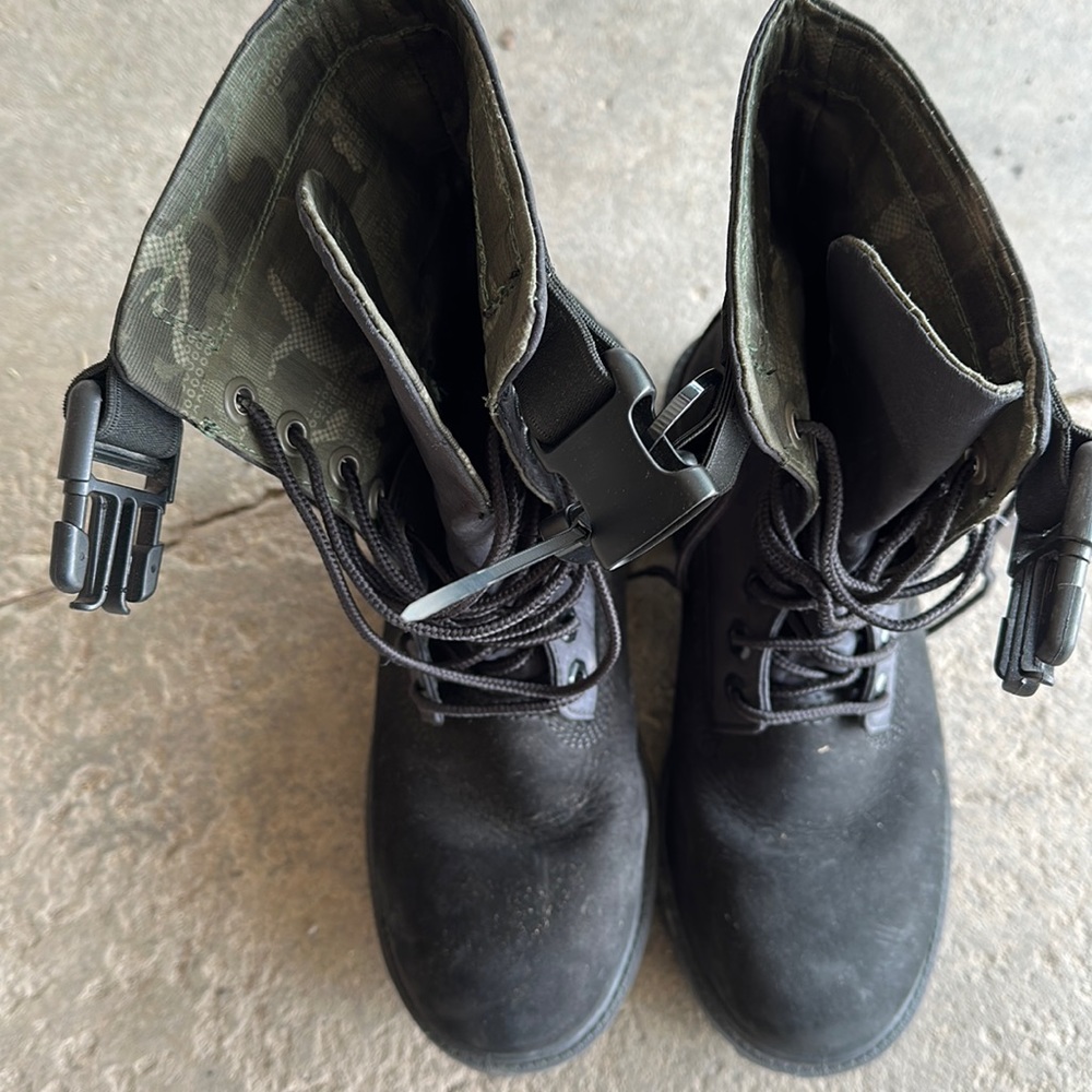 Timberland Boots Black size 4